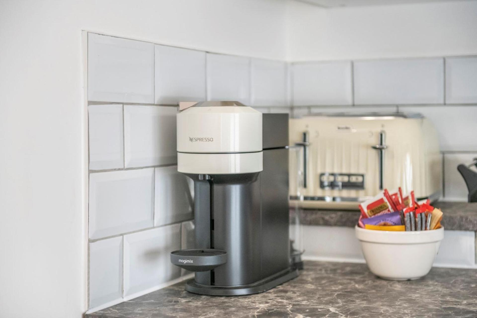 The Cutesy - Fitzrovia - By Frankie Says Apartment London Luaran gambar